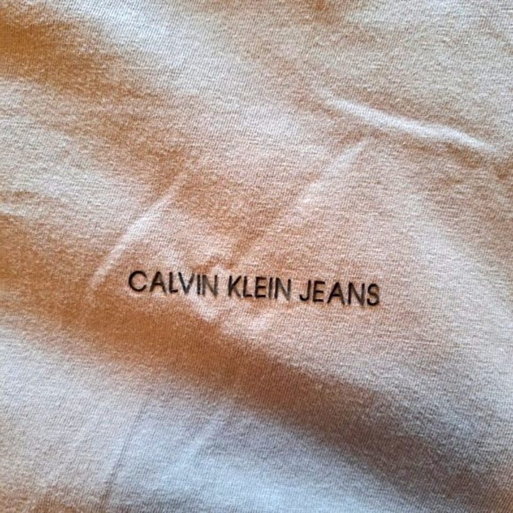 Calvin Klein Jeans Gray Tee Size XL - Picture 4 of 5